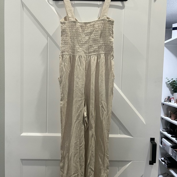 Jumper - Picture 2 of 3